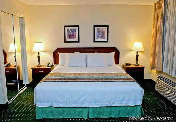 Towneplace Suites By Marriott Chicago Naperville Exterior foto